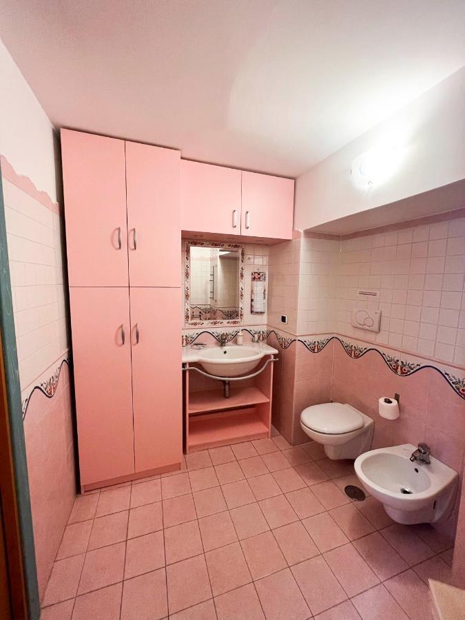 De Lamartine A Marina Di Corricella Procida Ngoại thất bức ảnh
